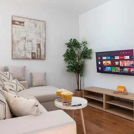 Cozy Billiards Diana * Ávila